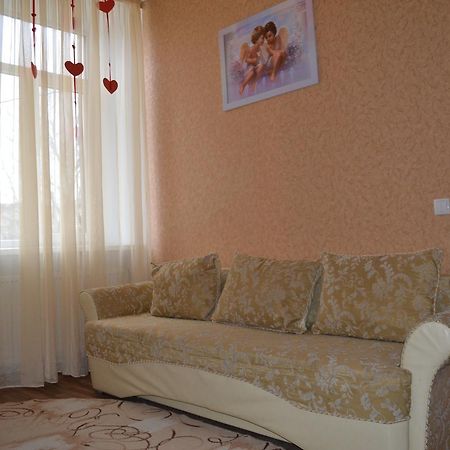 Zarvanskaya Street 5 Kamjanyi Potoki Kültér fotó