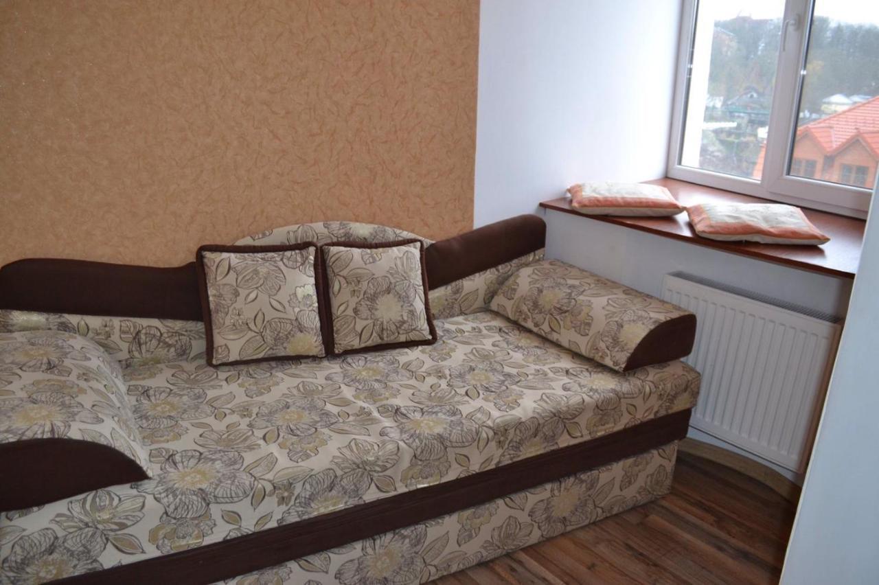Zarvanskaya Street 5 Kamjanyi Potoki Kültér fotó